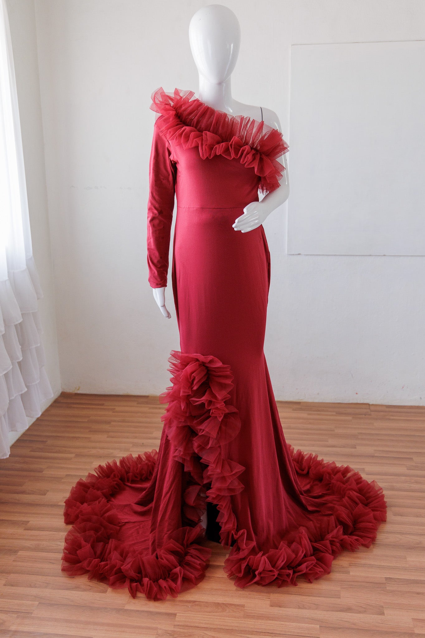 Ahira Gown - Burgundy