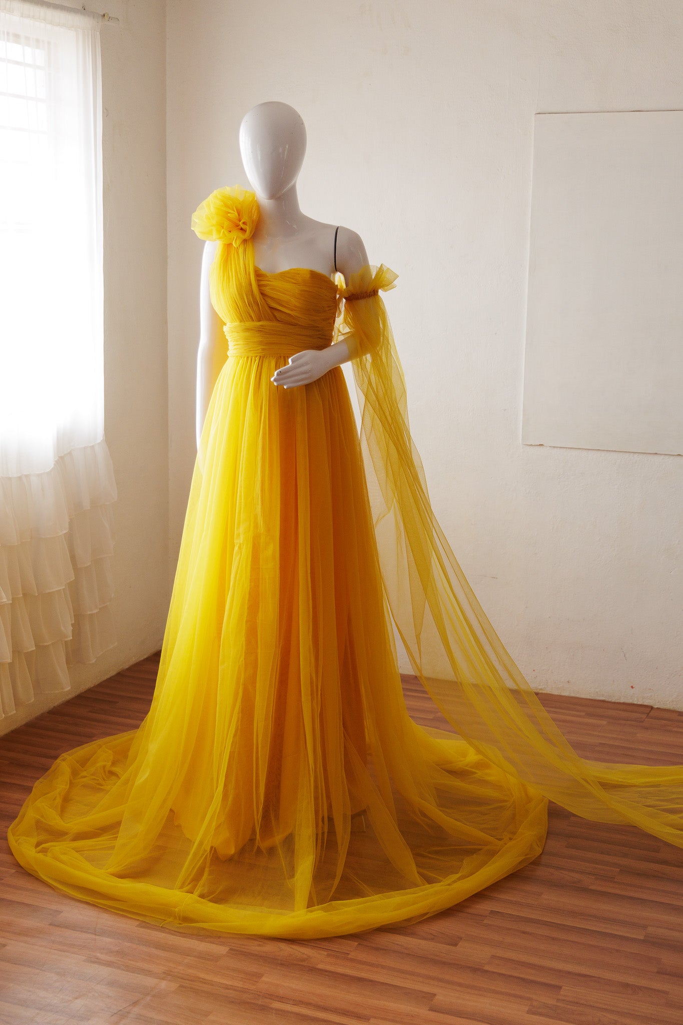 Vinisha gown - Yellow