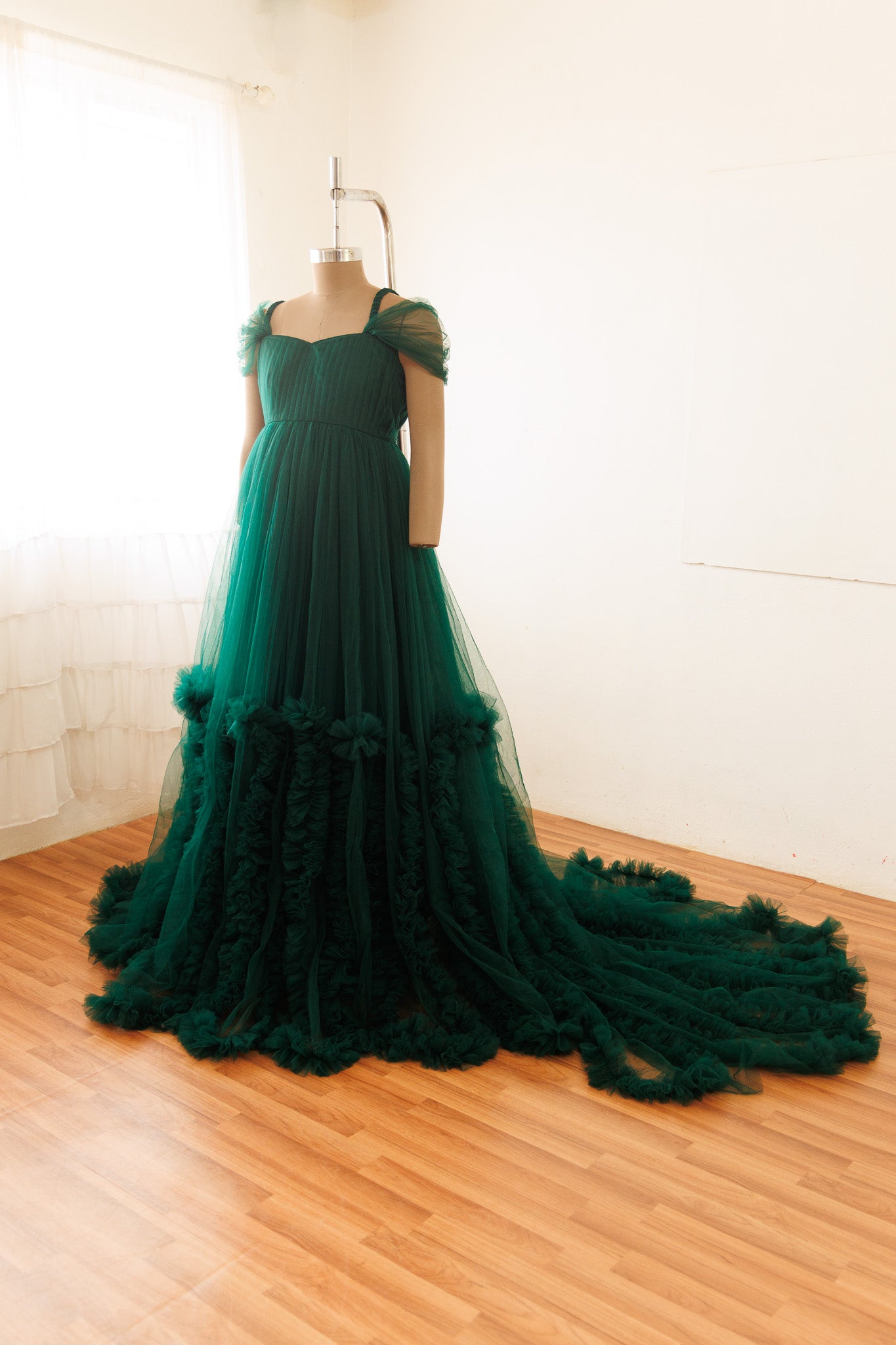 slim fit dress slacks Ajanta gown- Bottle Green – Artista Prop Shop