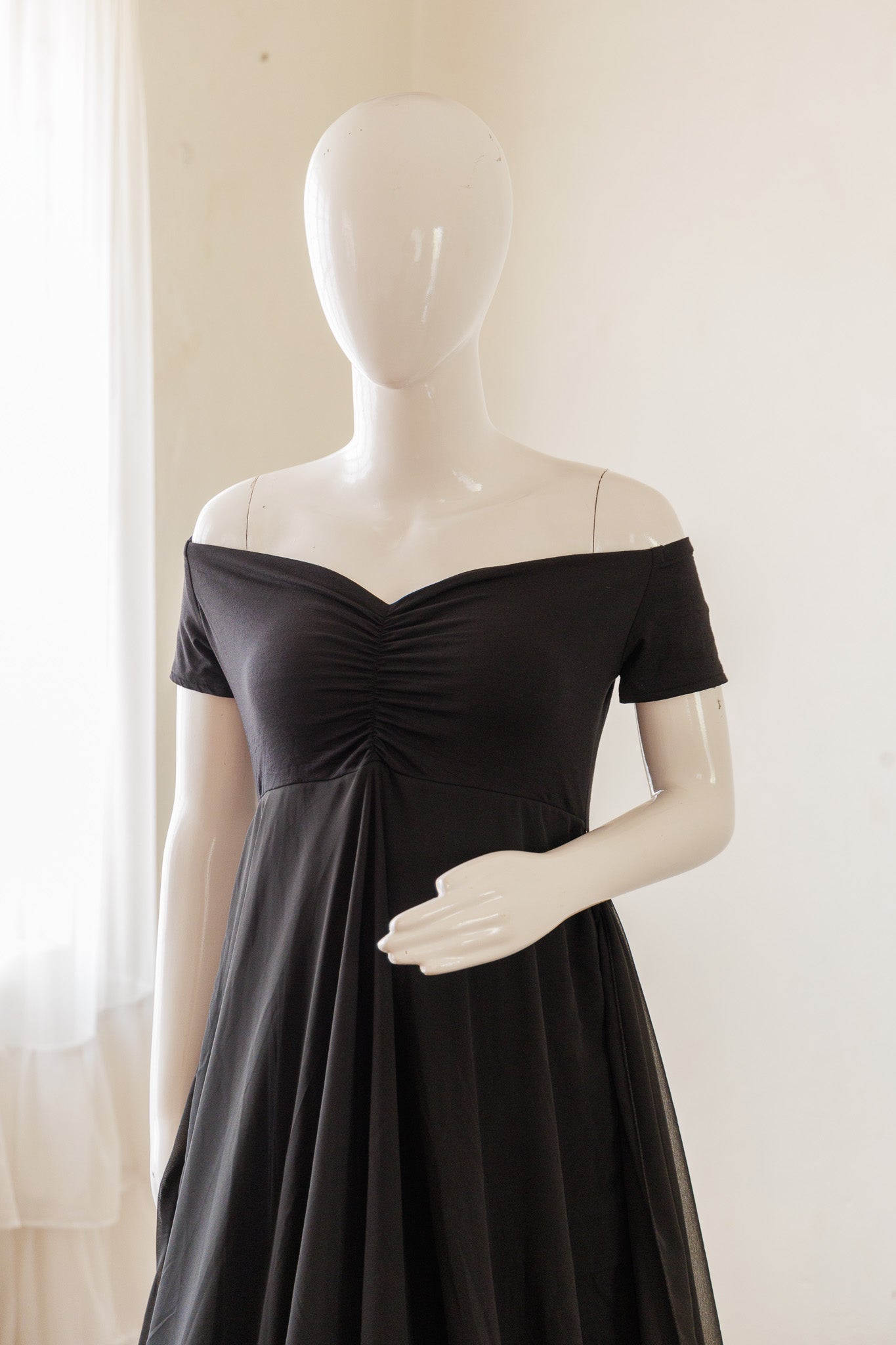 Belinda gown - Black