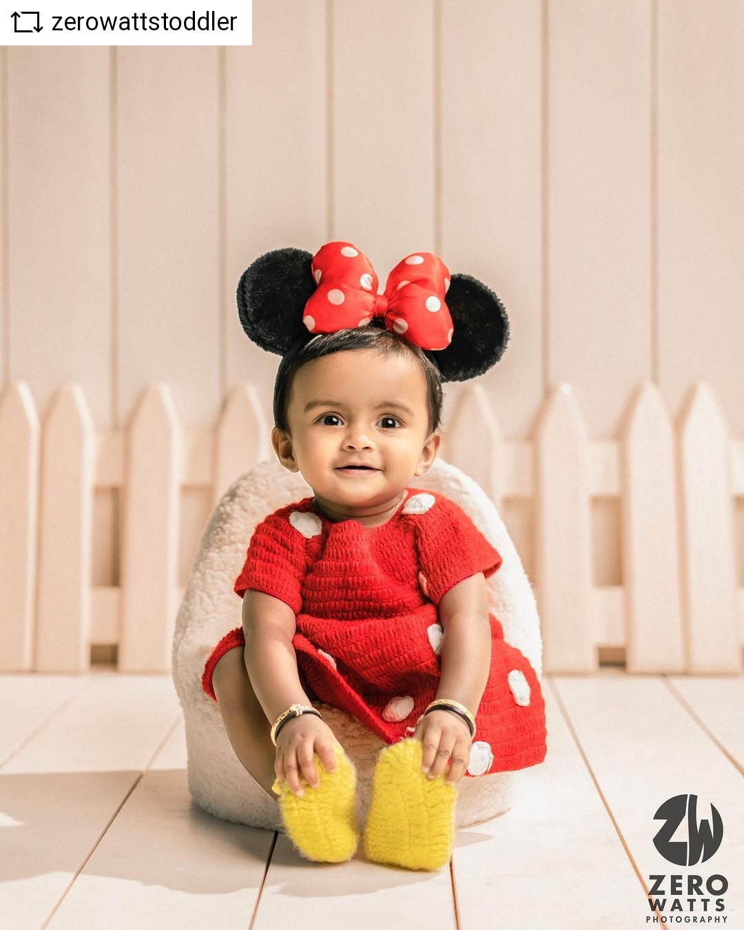 Foldable Wooden Fence -Cream