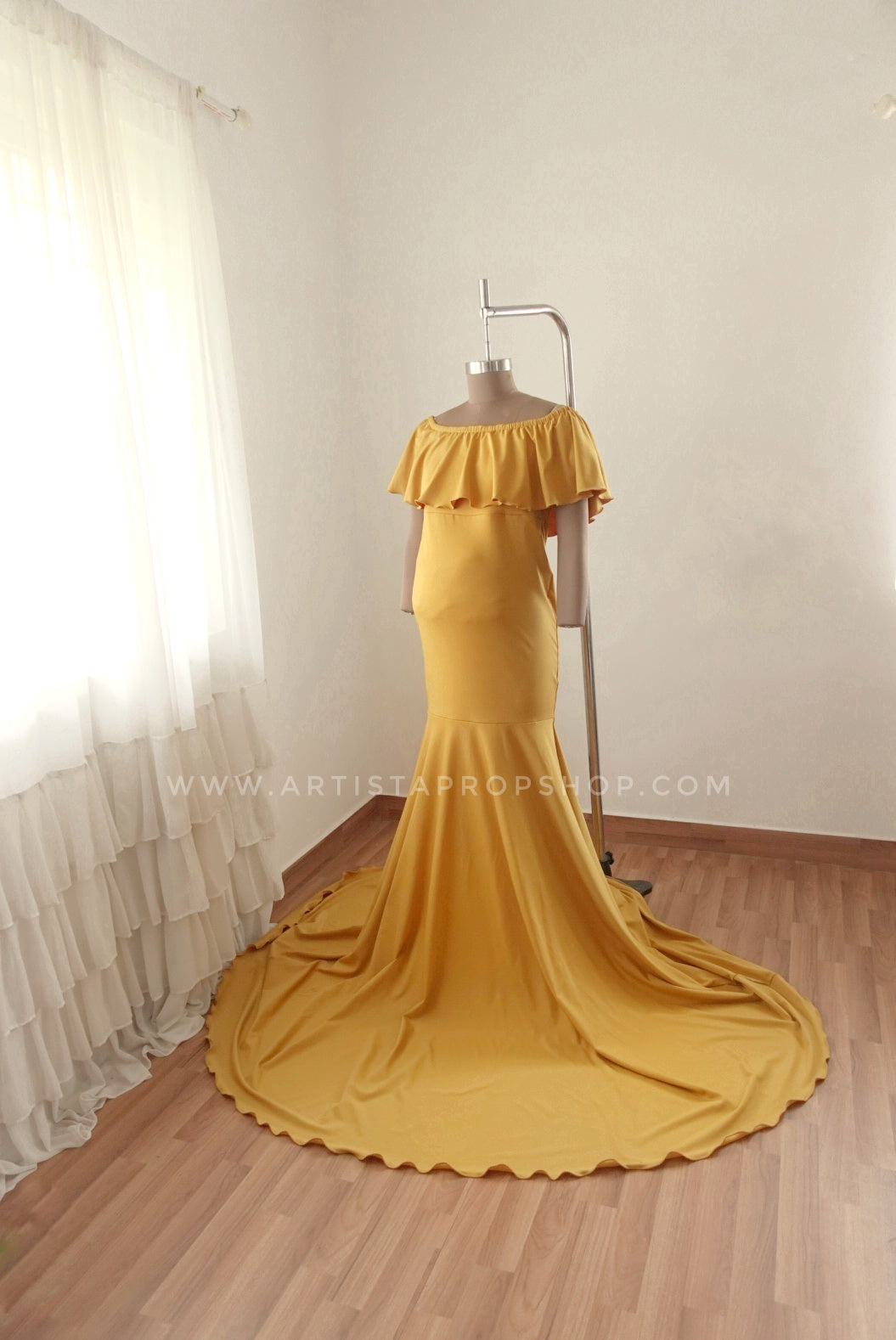 Claire gown – Artista Prop Shop