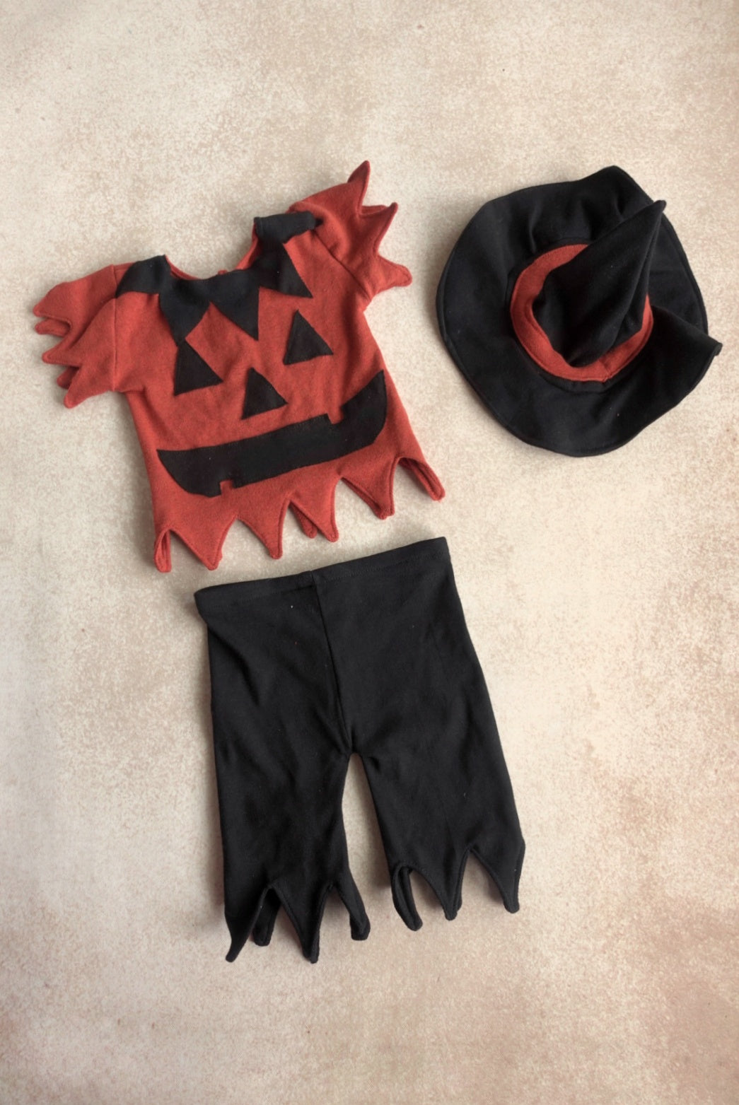 Scary Pumpkin outfit 3-6m (H051)