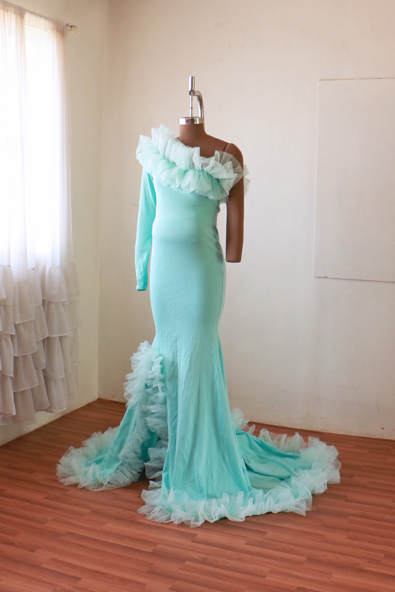 Ahira Gown