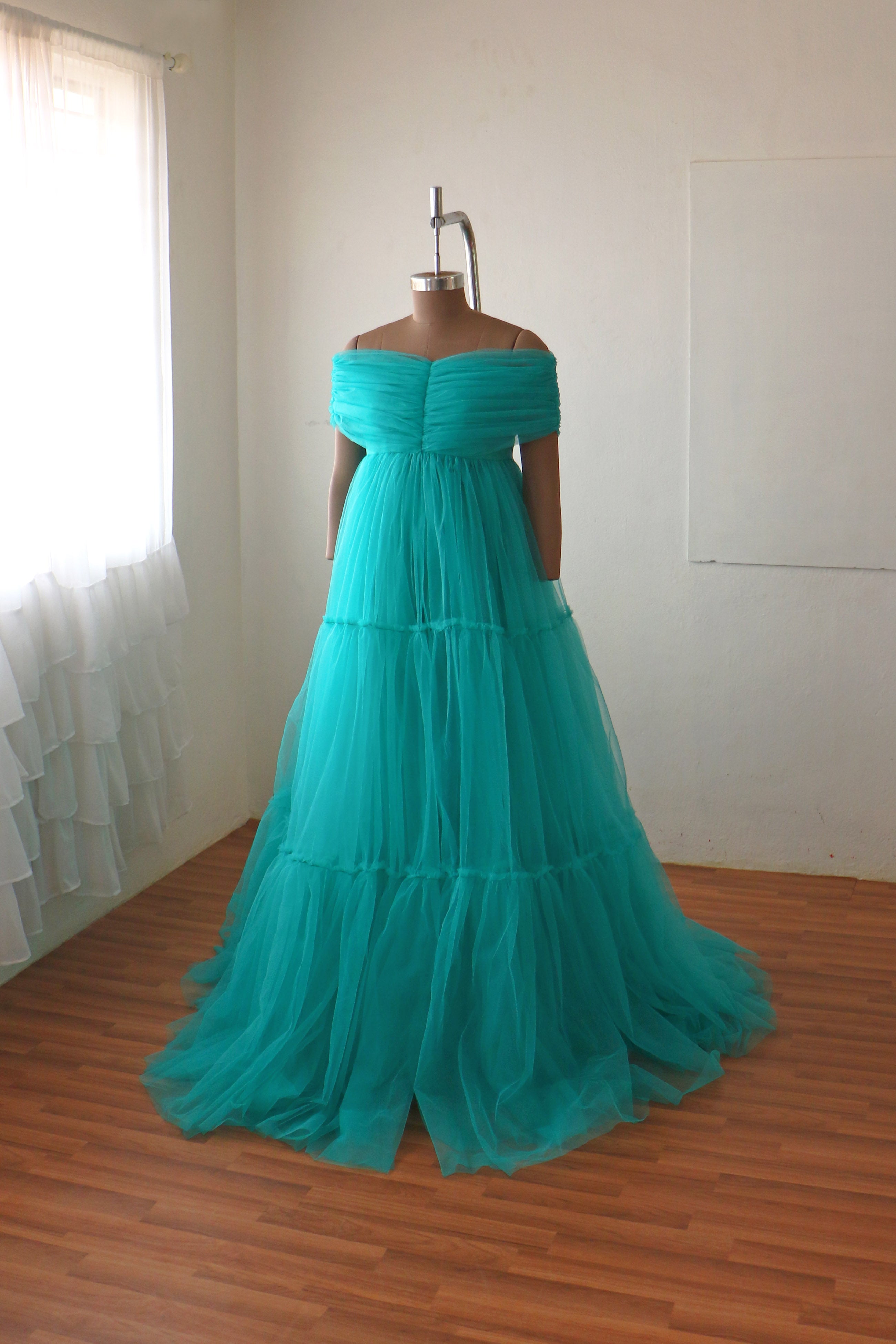 Welsa Gown