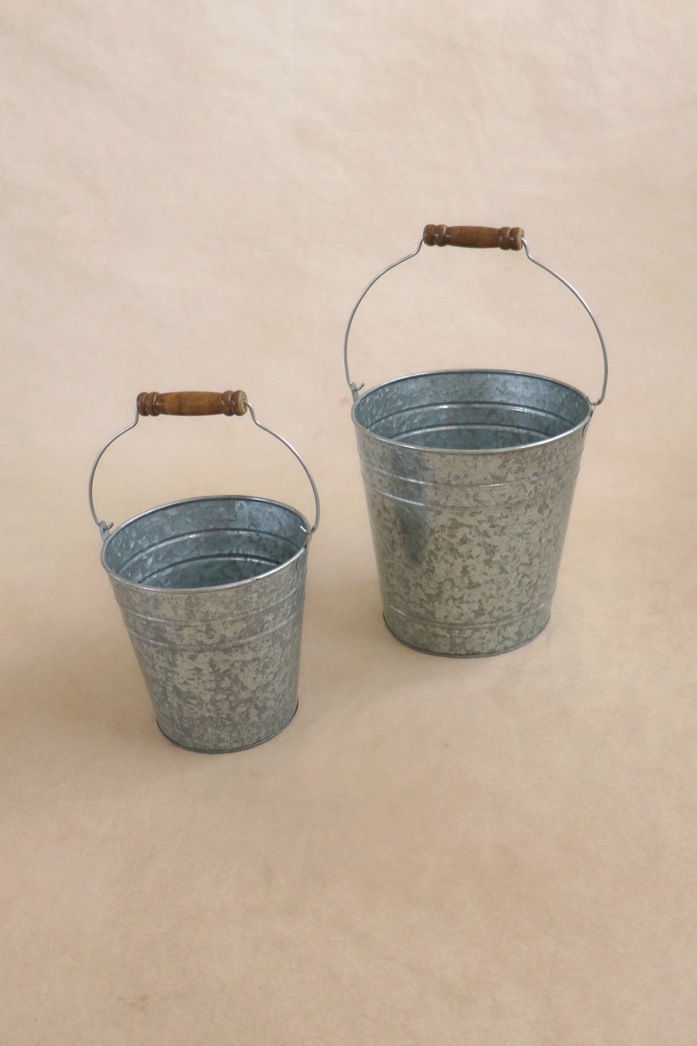 Buckets set of 2