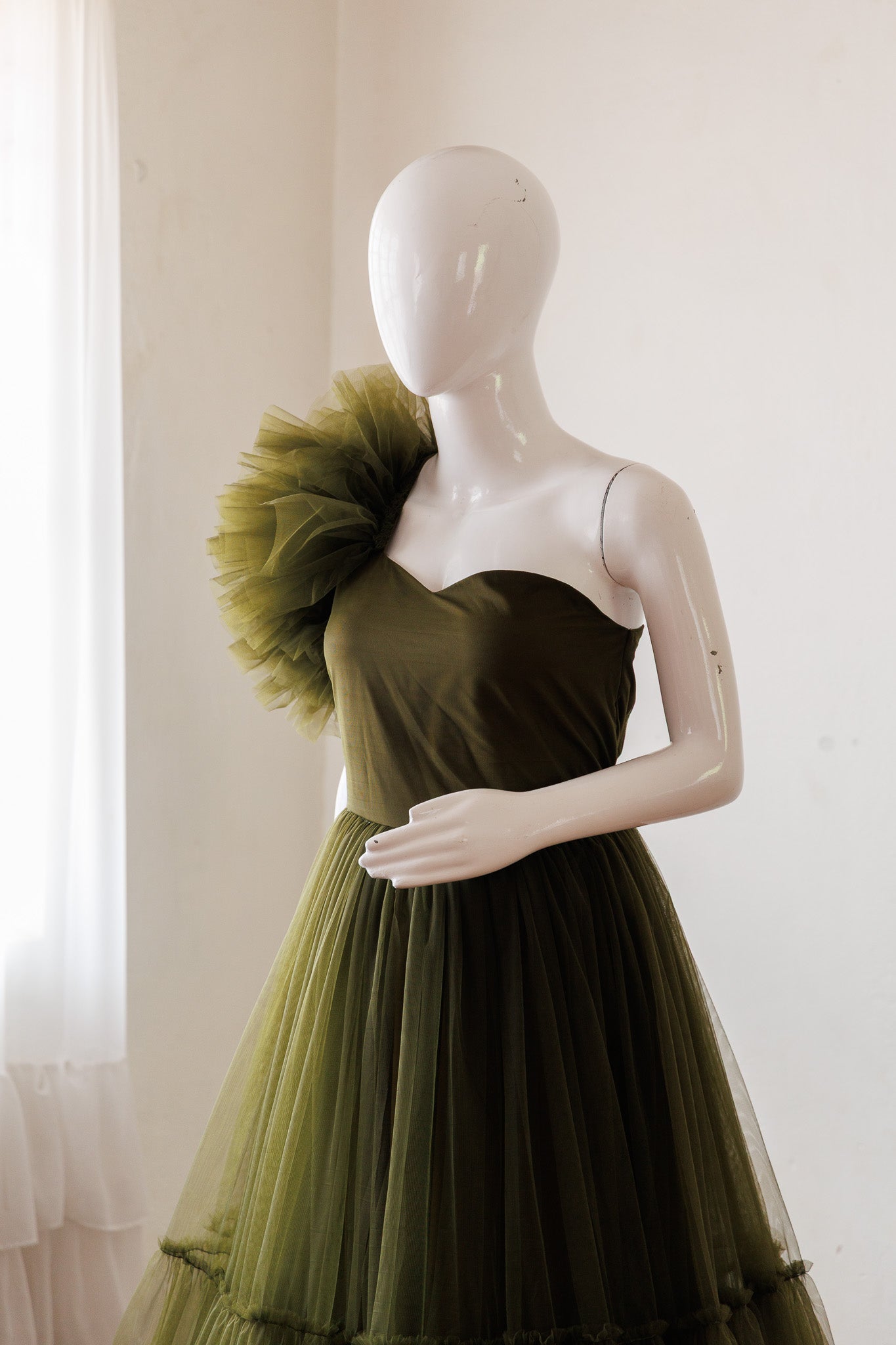 Aashvi gown