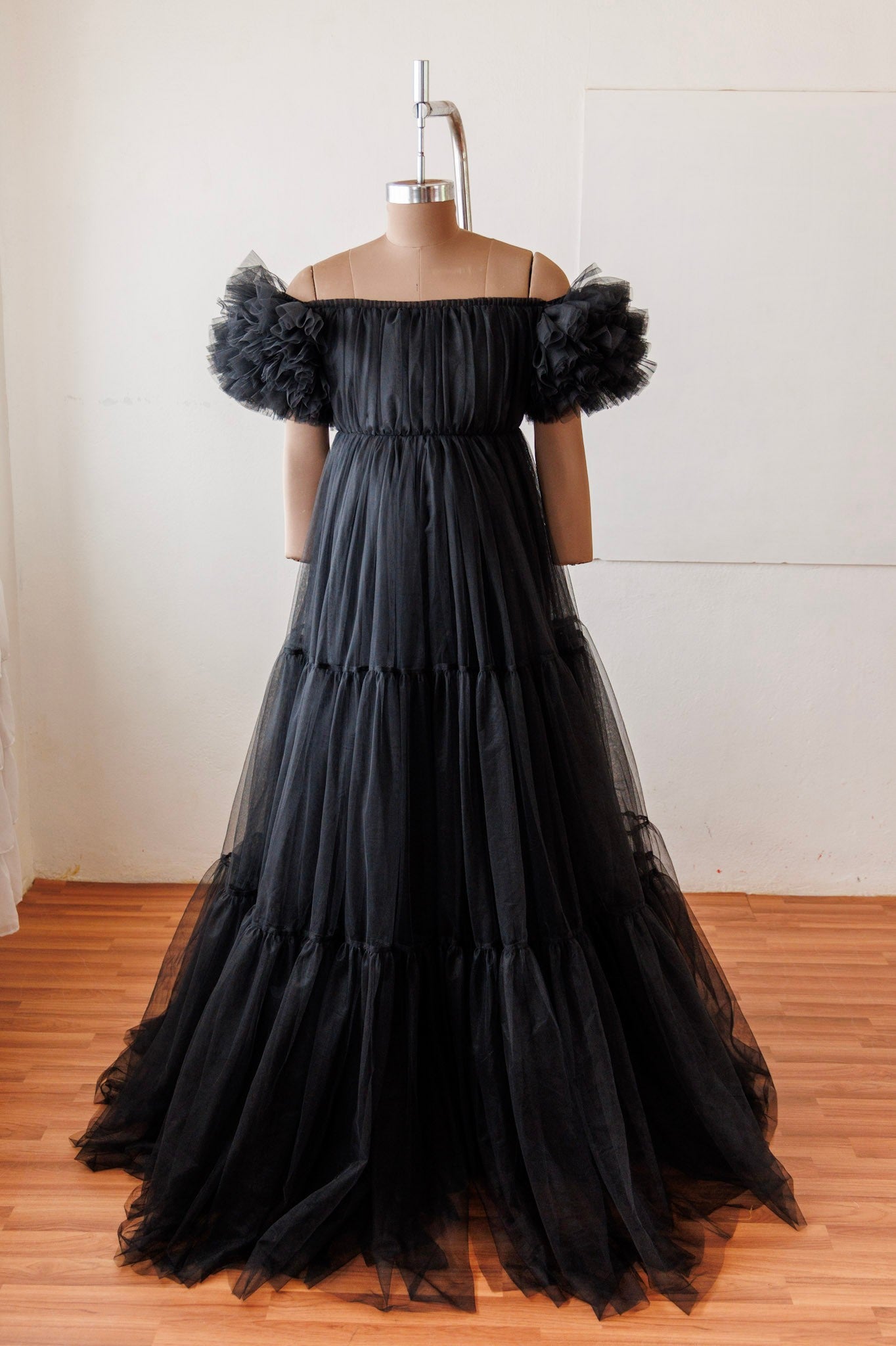 Ella gown - Black