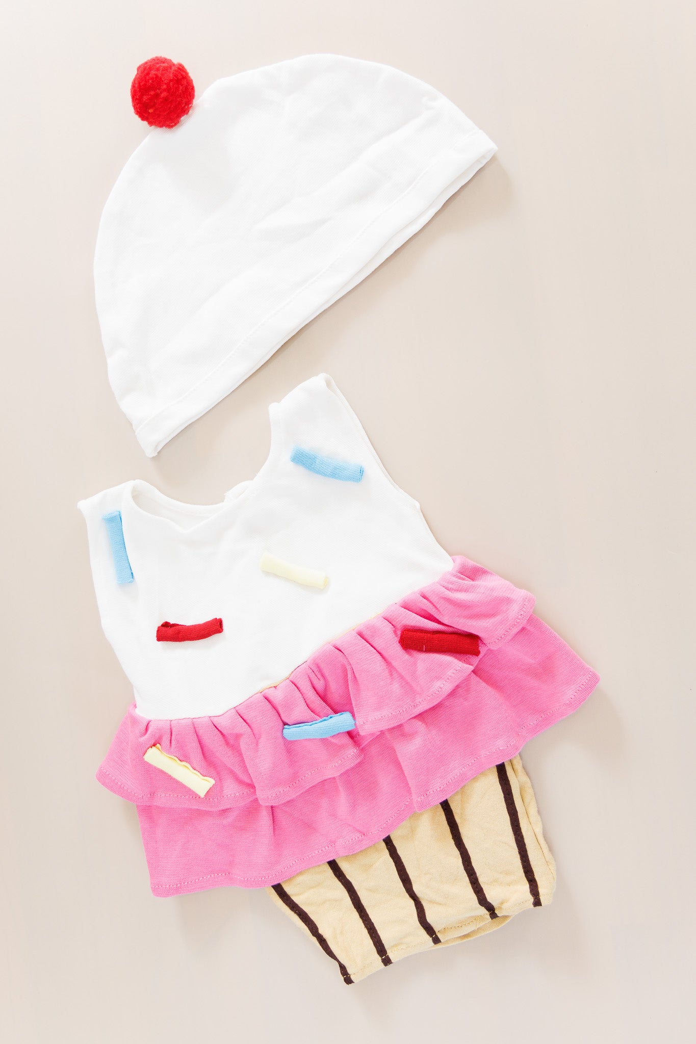 Cupcake Outfit 0-3 / F023