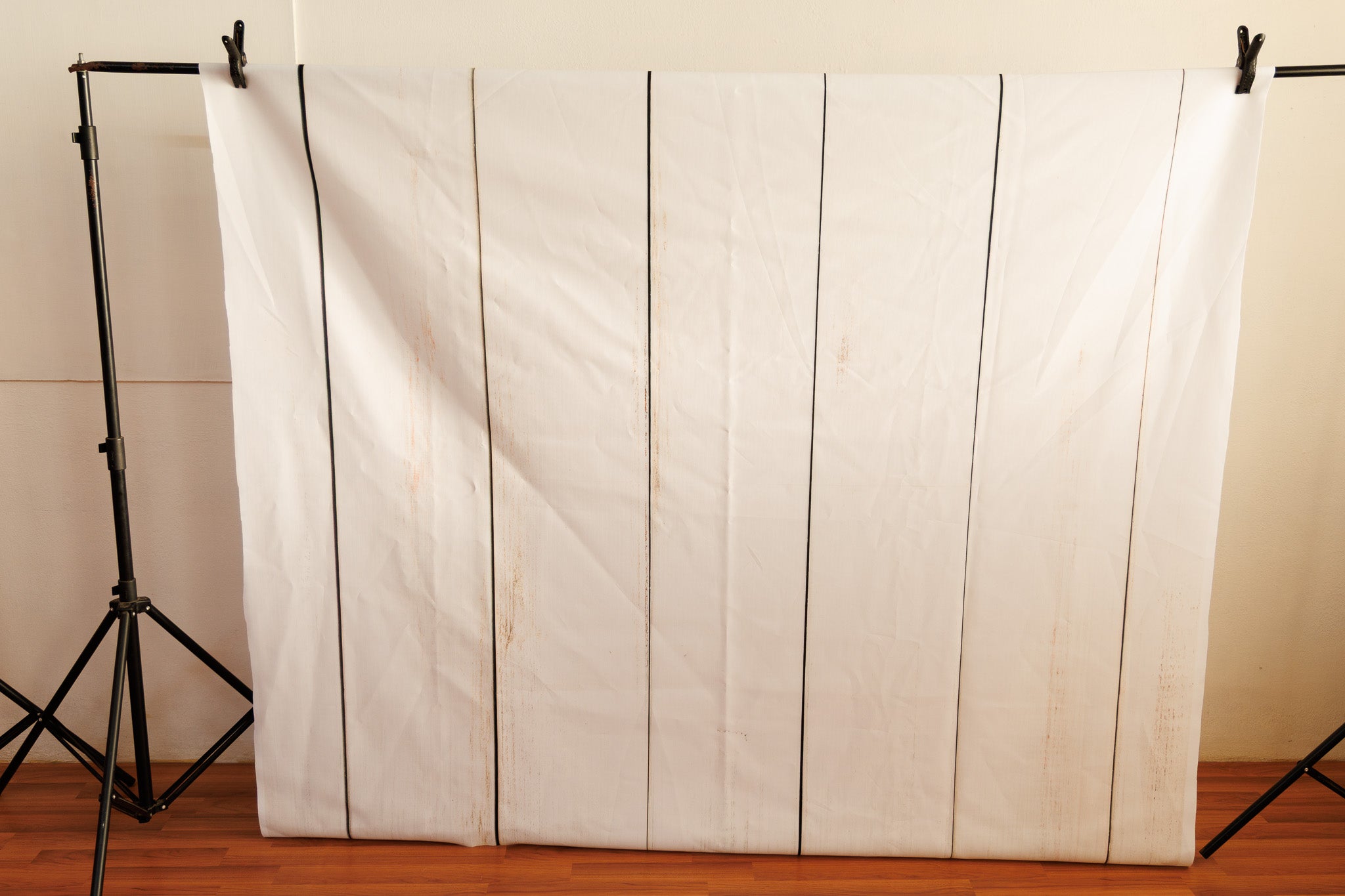 White wood-5x6ft- Fabric (BKC054)