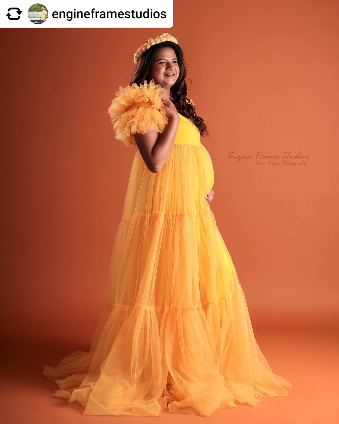 Magella gown - Yellow