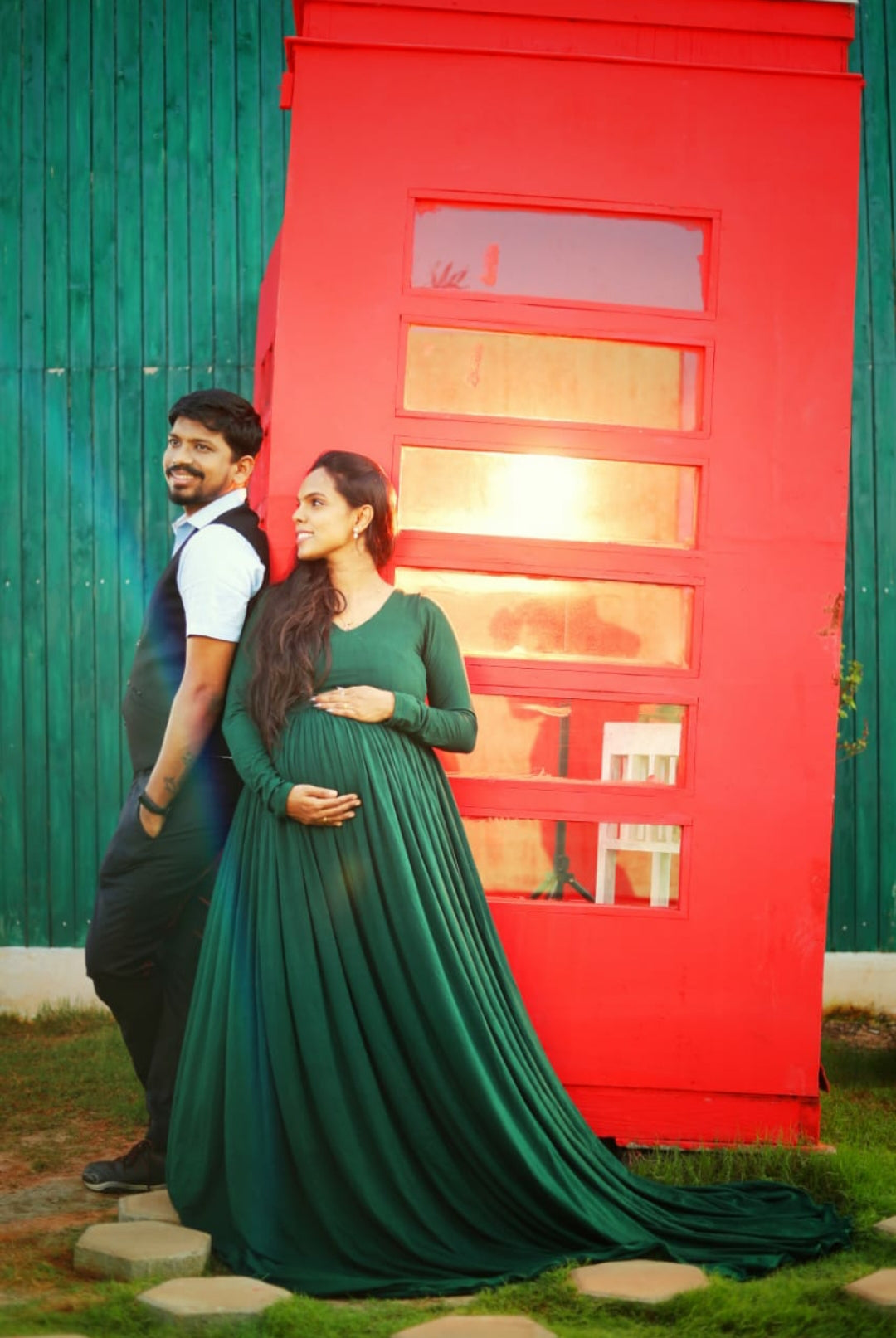 Maternity Photoshoot Dresses at Rs 5500/piece in Indore | ID: 2851924608397