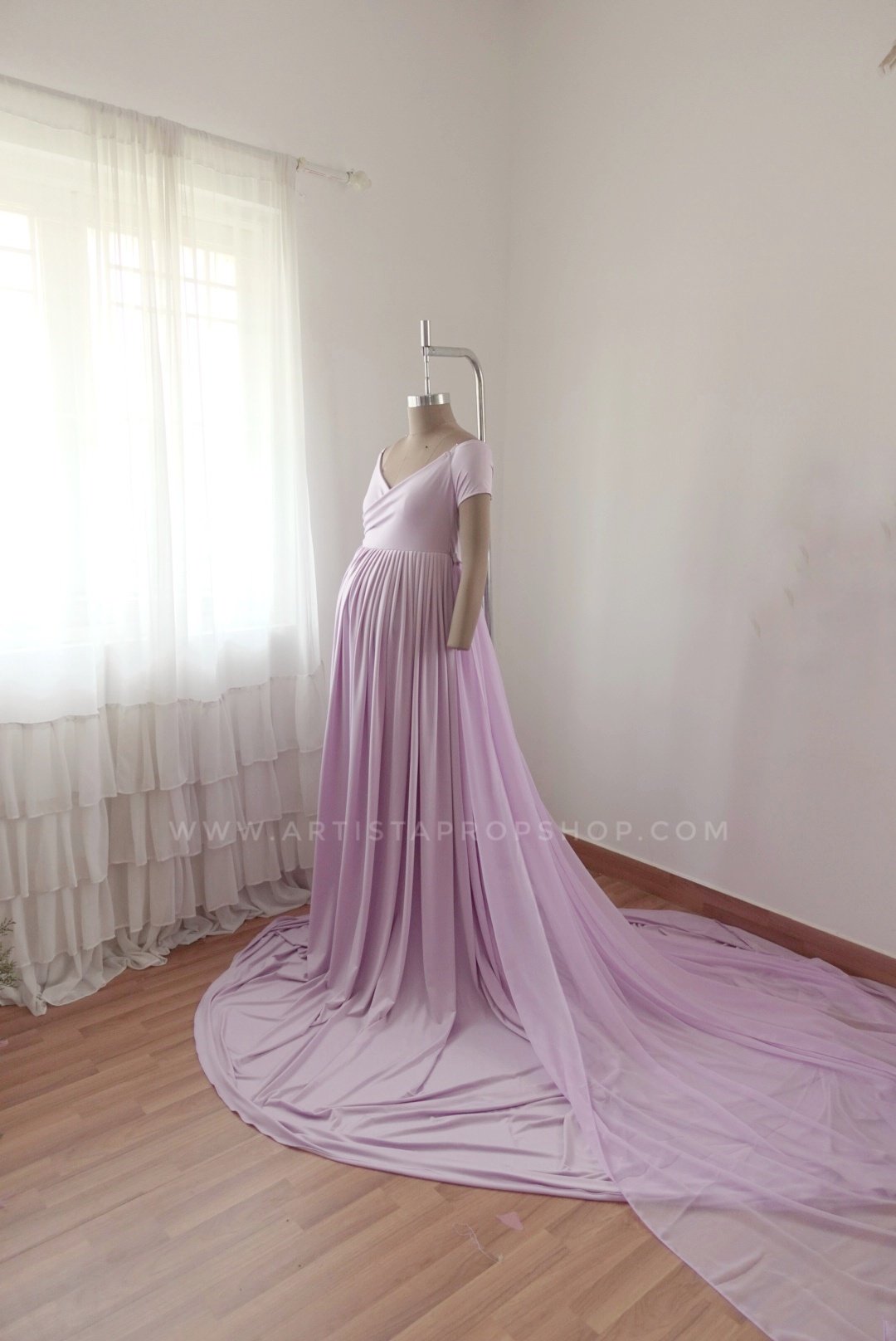 RTS Amelia Gown- Lavender - M-L with Veil