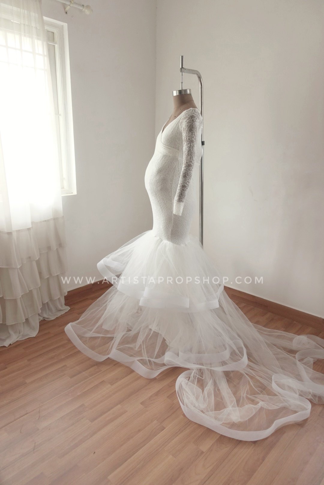 RTS Stacy gown L - XL