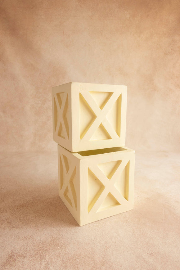 X box - Cream
