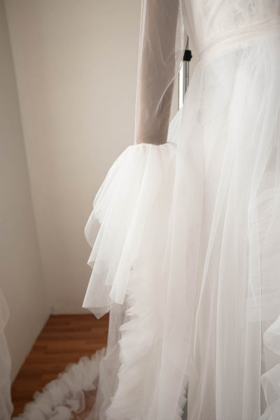 Dancia Gown - White L-XL