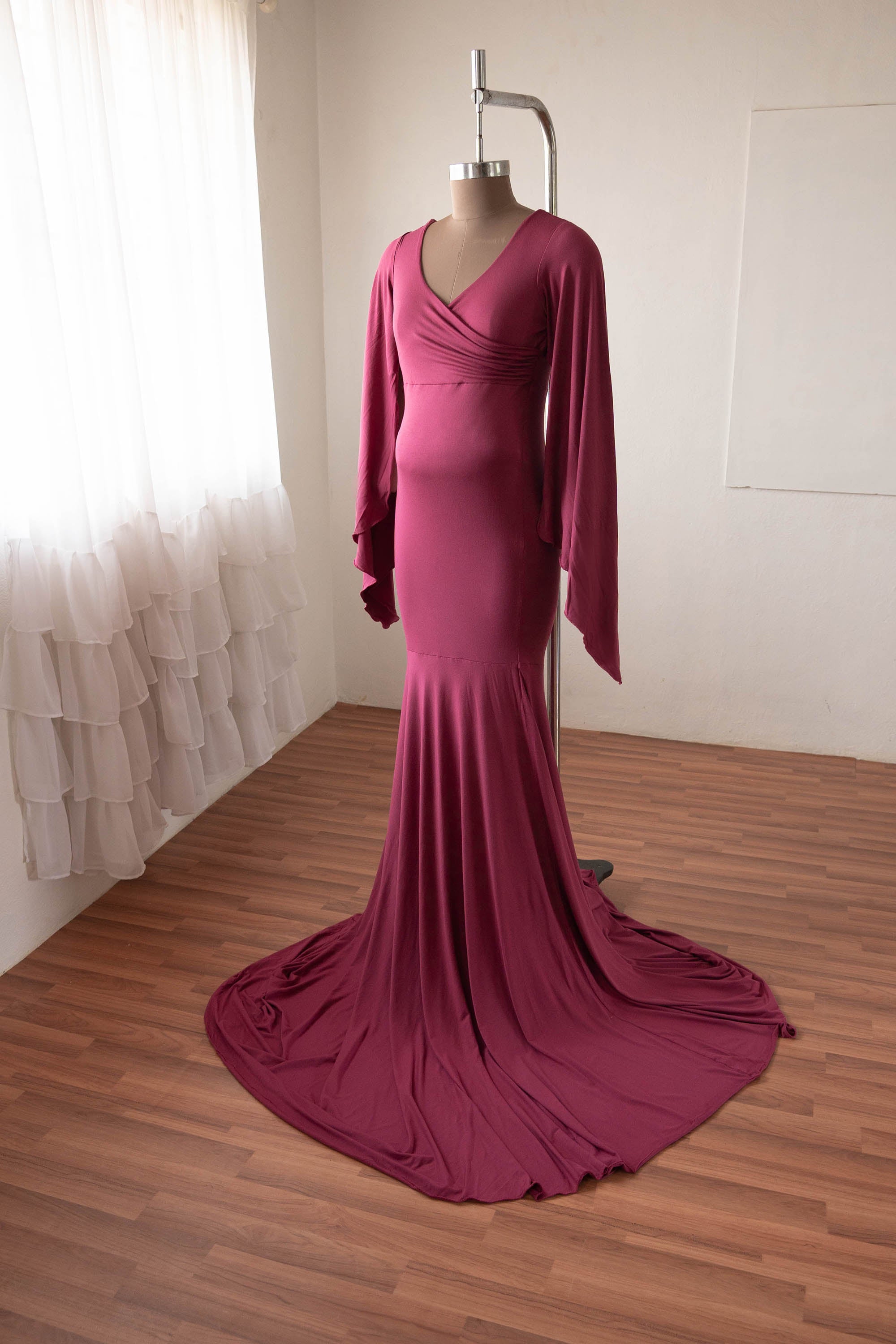 Hencia Gown