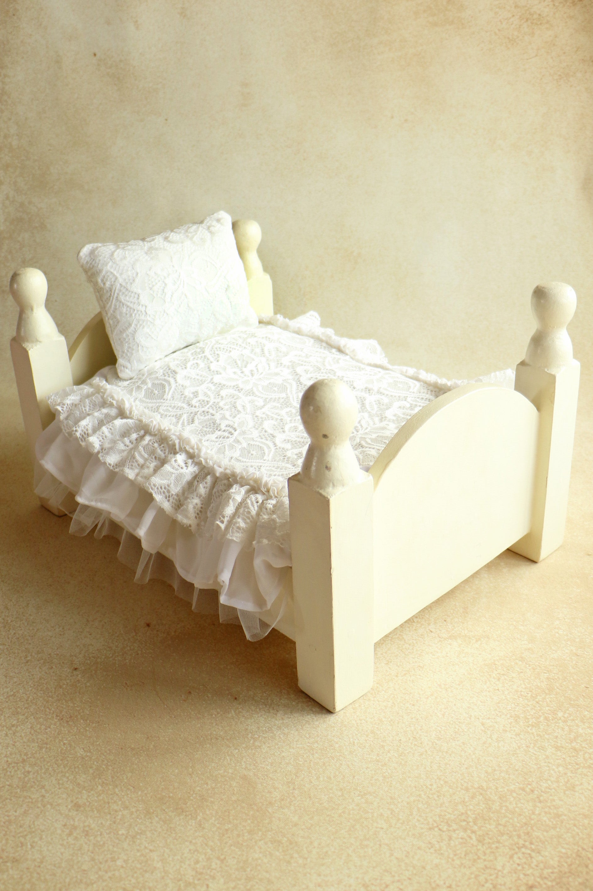 Lace Mattress Cover - White