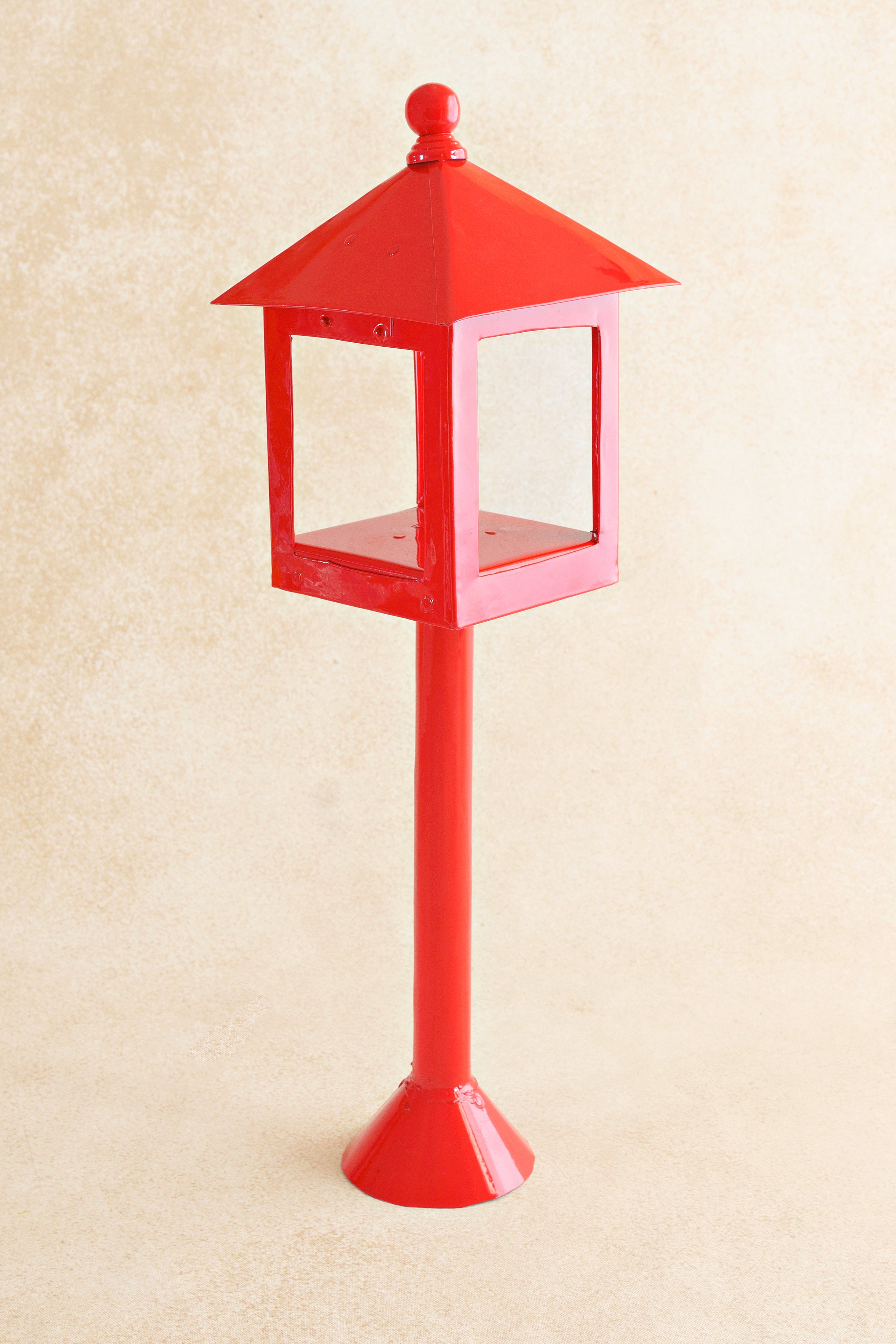 Lamp Post- Red