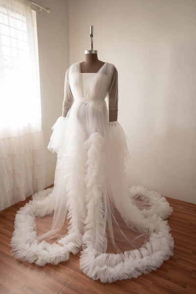 Dancia Gown - White L-XL