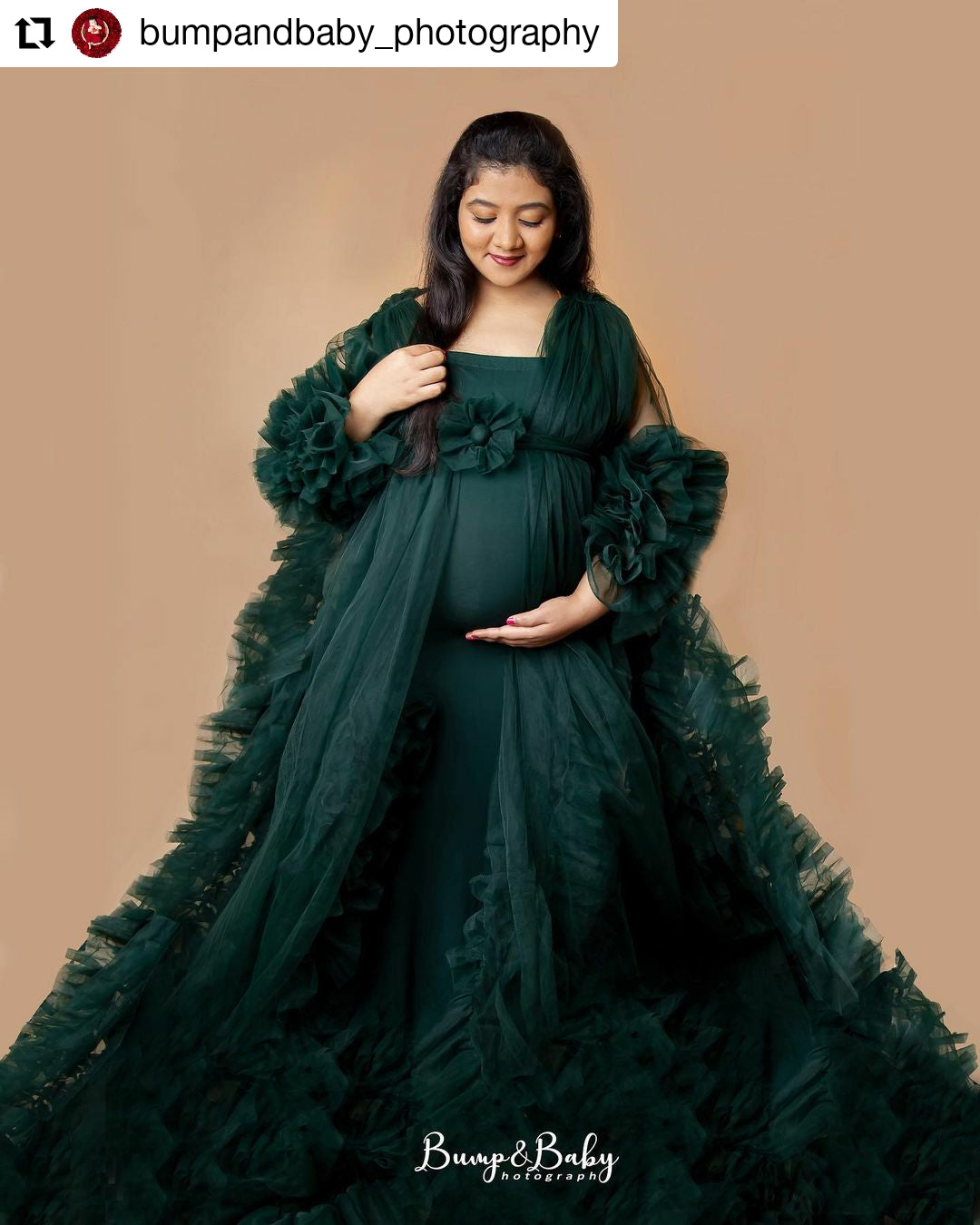 Arianna gown - Bottle green