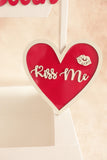 Kiss me - Red